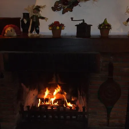 ホテル Hotel-restaurant Zum Dorfkrug ヴィンターベルク