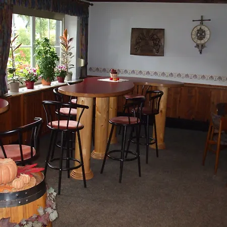 Hotel-restaurant Zum Dorfkrug ホテル ヴィンターベルク