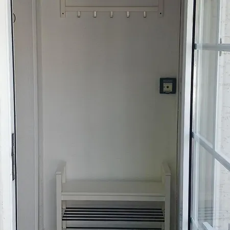 Zum Dorfkrug Hotel *
